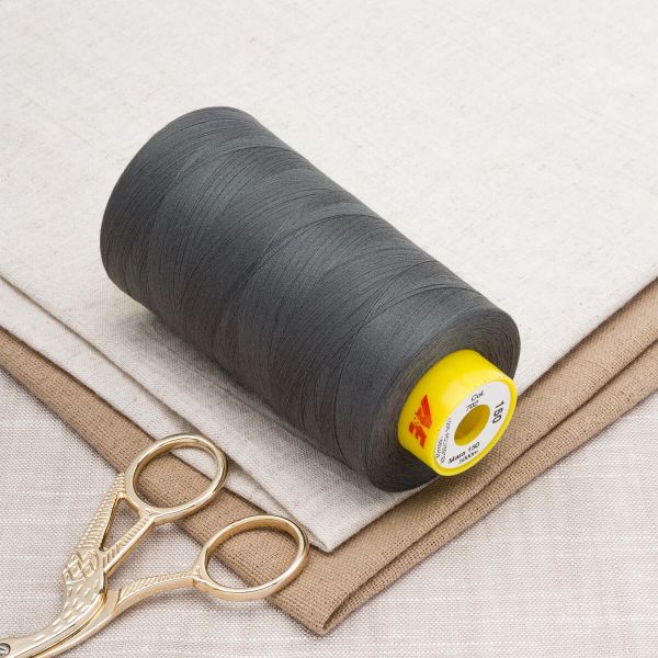 Нитка Gutermann Mara 150 (5000 метров), 1 боб., особо тонкая | 702 мышино-серый