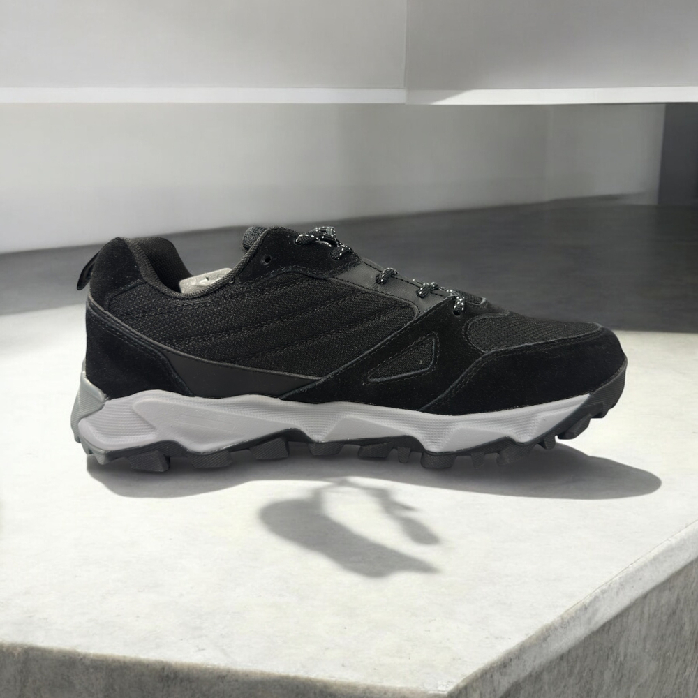 Columbia Ivo Trail • Black Gray