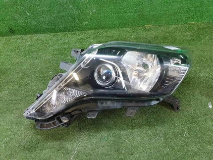 Битая Фара левая Toyota Land Cruiser Prado 150 (2013-2017) LED