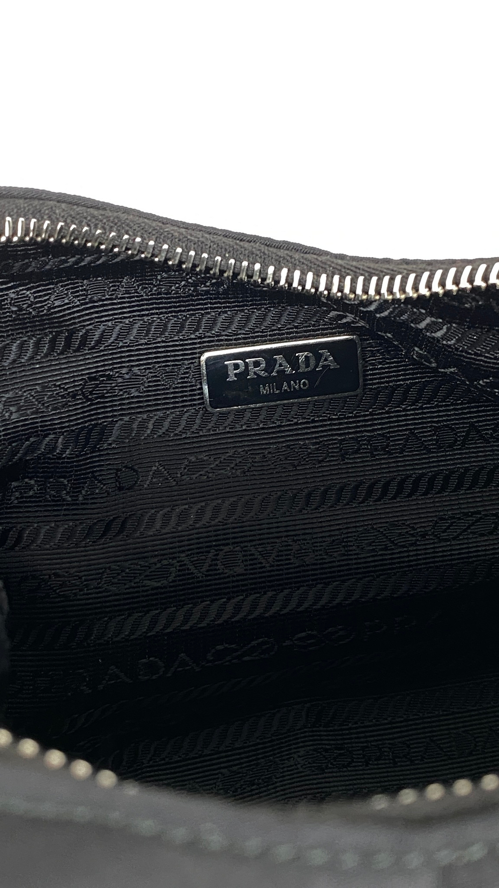 Сумка Prada Re Edition Bag