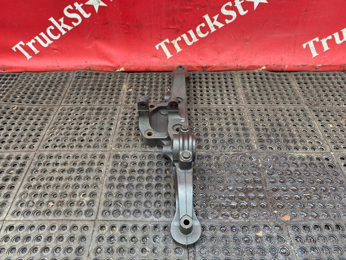 Кронштейн пневморессоры задний левый 2023г