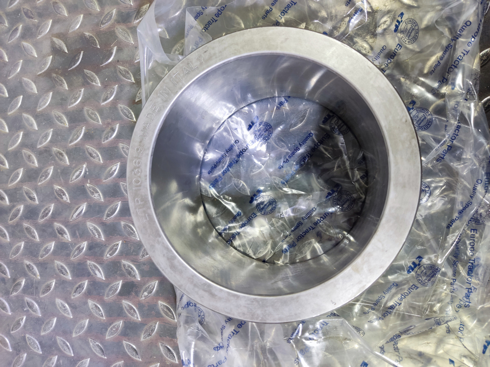 Втулка 21N-70-34180