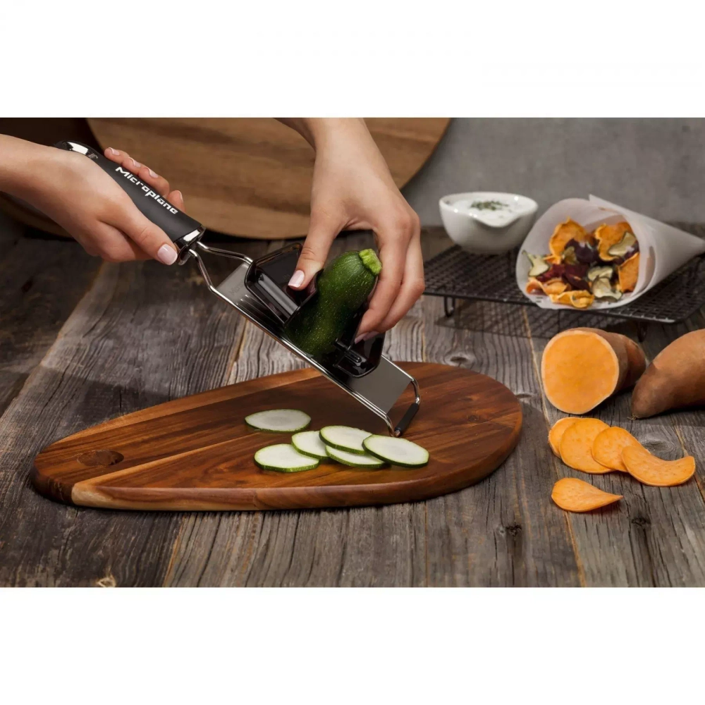 Microplane - Терка Gourmet Slicer ломтики / артикул   45044  / GTIN 098399450445