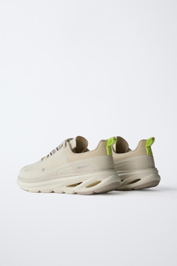 ZARA СПОРТИВНЫЕ КРОССОВКИ С ДЕТАЛЯМИ НА ПОДОШВЕ, РАЗНОЦВЕТНЫЙ