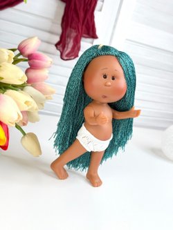 Кукла Nines виниловая 23см Little Mia Latina без одежды (3199WL8A3)