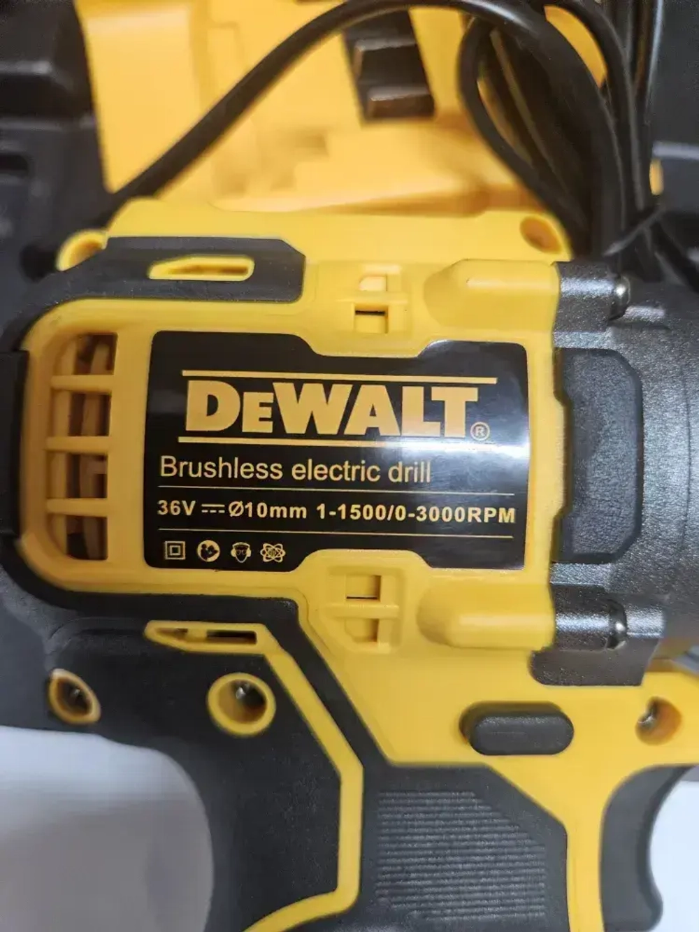 Дрель-шуруповерт, 21 В, 75 Нм, 2 АКБ