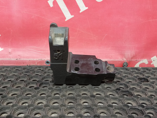 Кронштейн двигателя задний правый 2018 г.