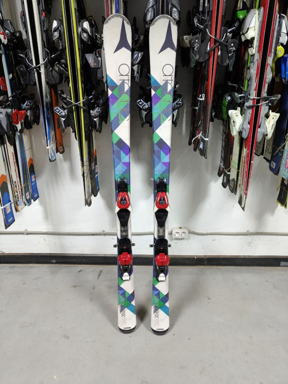 Горные лыжи для женщин