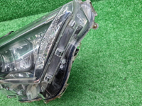 Фара правая Toyota RAV4 5 XA50 (2018-н.в.) LED