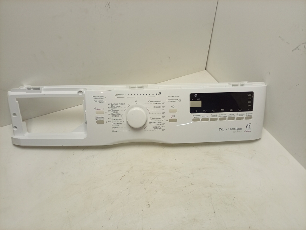 AWS71212 кт20 Передняя лицевая панель для стиральной машины Whirlpool б/у