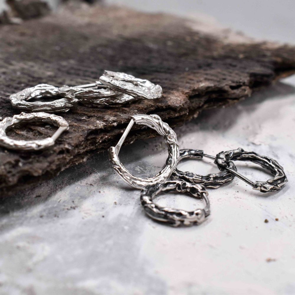 Серьга Rough Jwlry Flux светлая