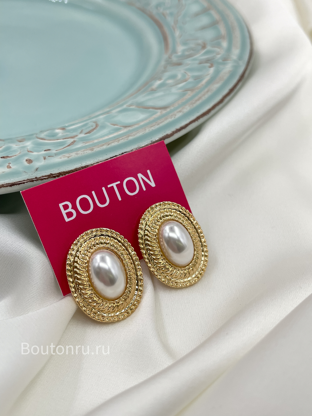 Серьги овальные золото с жемчугом гвоздики
