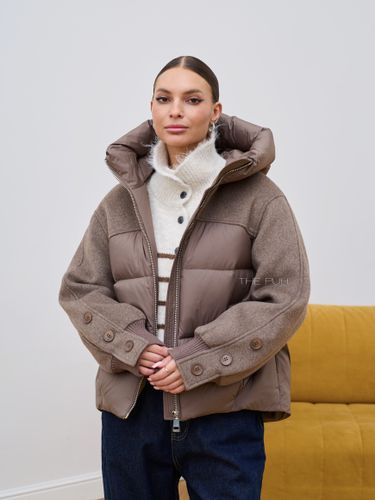 Комбинированный коричневый пуховик с капюшоном