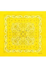 Бандана желтая огурцы фото