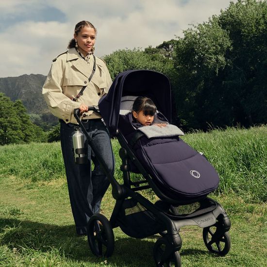 Коляска 2 в 1 Bugaboo Fox 5 Renew complete (Black/Deep indigo-deep indigo)
