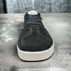 Adidas Gazelle • Black