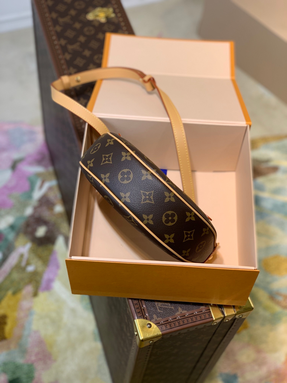 Louis Vuitton Loop