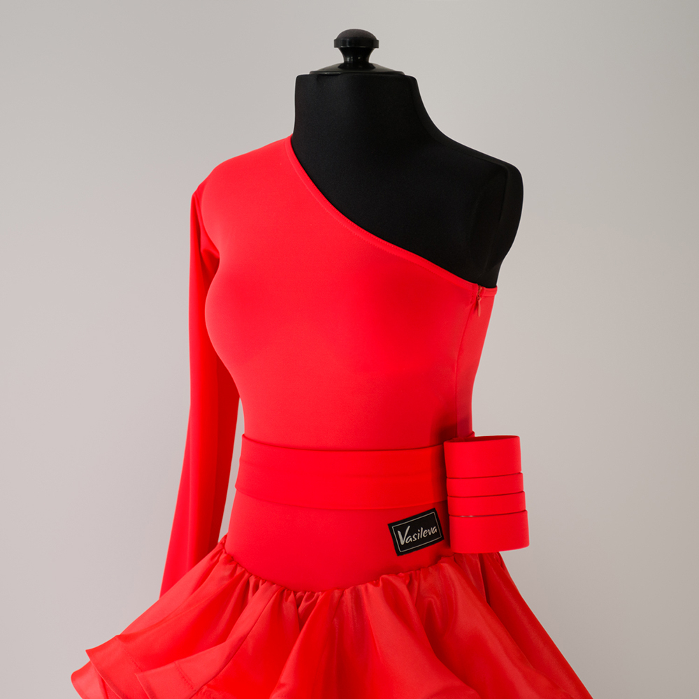 пошив платьев для танцев