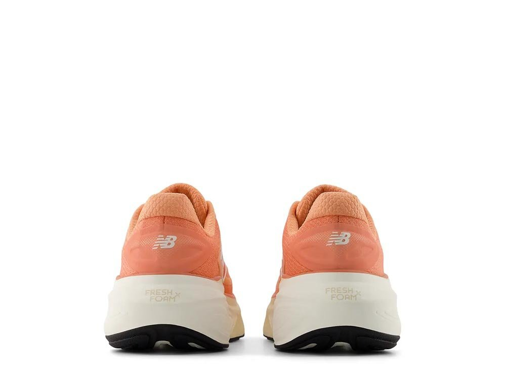 Кроссовки для бега женские New Balance Fresh Foam X More v6 W Оранжево-Белые