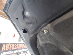 Упор (амортизатор) капота для Toyota HiLux 7 (2004-2015) Autoinnovation.15-02