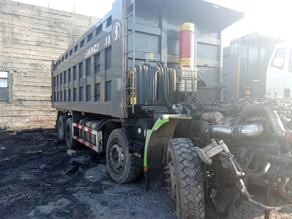 Shacman (Shaanxi) SX* 8x4 Самосвал SX331863366 (Дизельный, 12,5 л, 544 л.с., МТ)