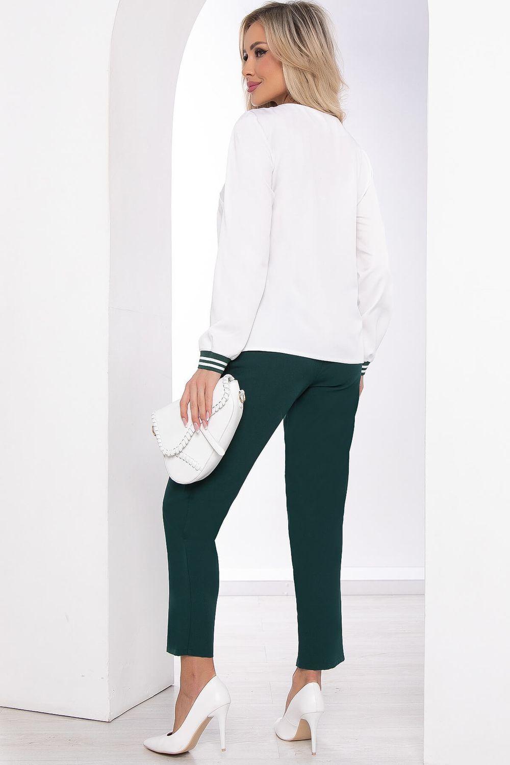 Костюм "Ханна" (белый/зеленый) К8427 LT Collection (Акция)