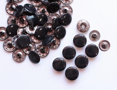 Кнопки Альфа (12,5 мм, уп.10 шт.). Черная