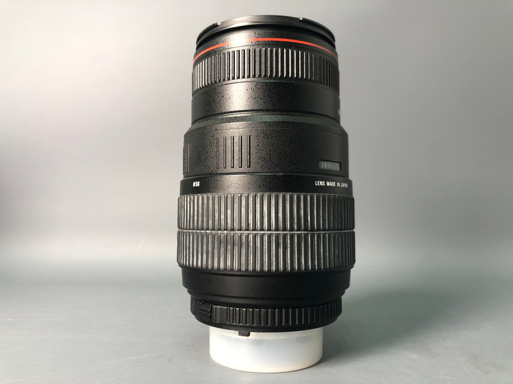 Sigma AF 70-300mm f/4-5.6 DL Macro Super Nikon F