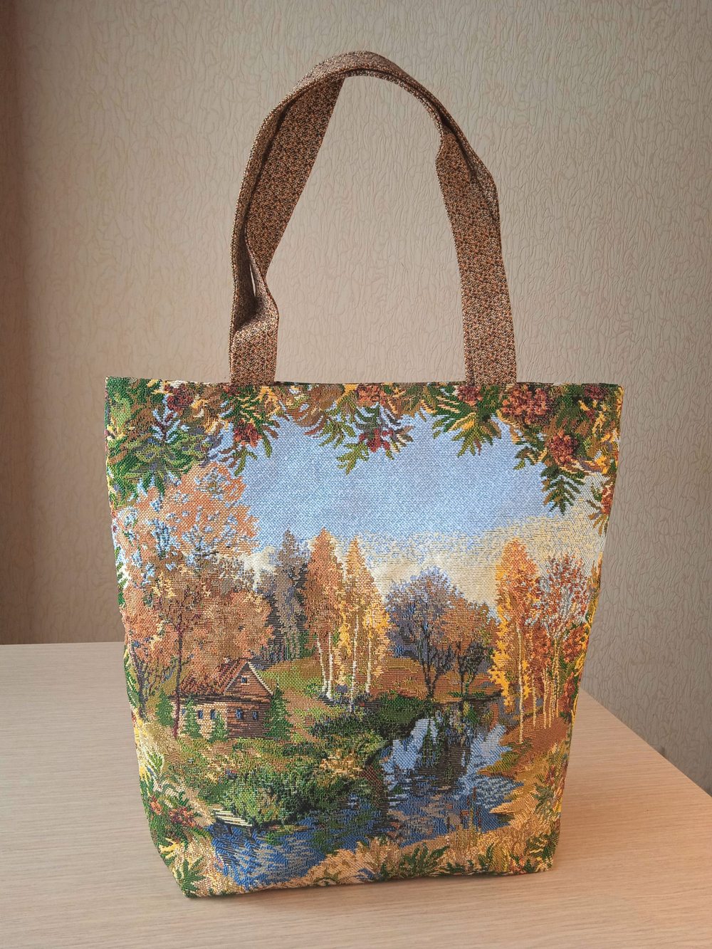 Гобеленовая сумка Рябина (39х39х12)