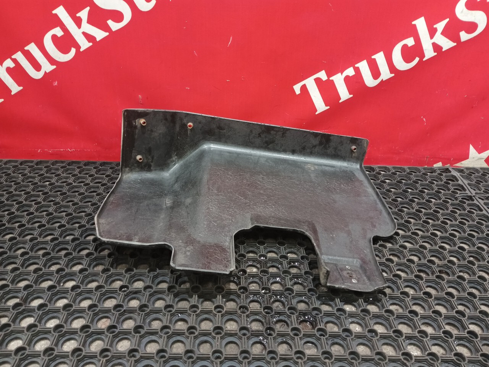 Защита двигателя левая 2020г.