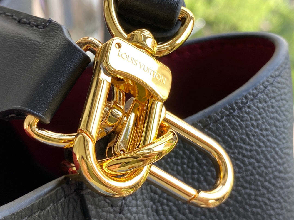 Louis Vuitton NeoNoe MM