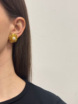 Клипсы с «жемчугом» Moschino