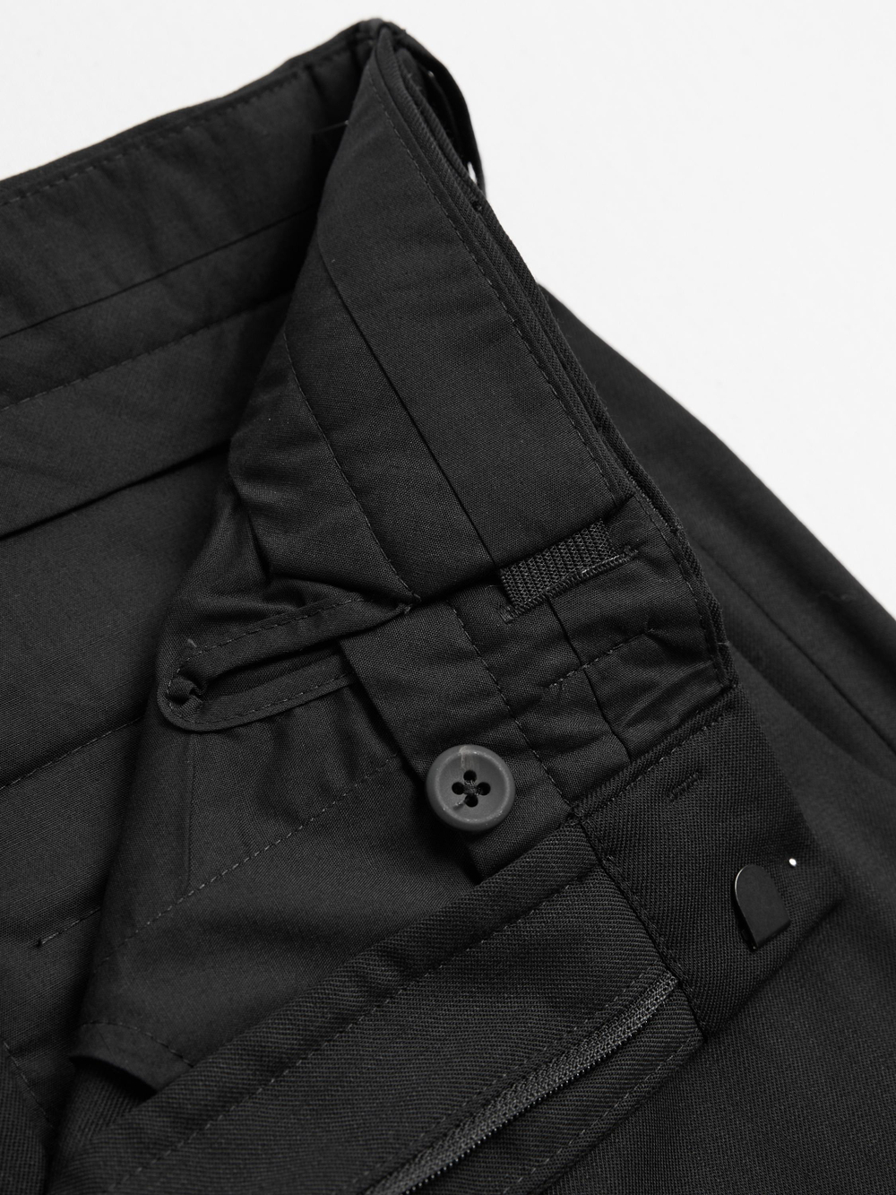 Massimo Dutti Брюки с поясом и внутренней эластичной вставкой, черный