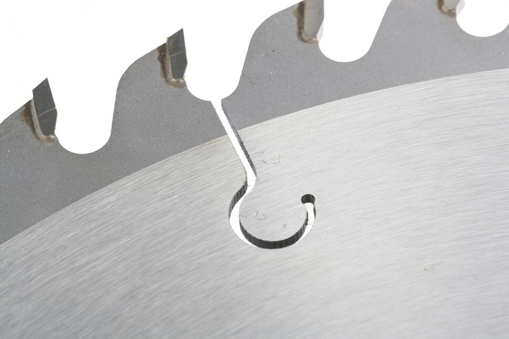 Пильный диск по дереву 300 x 32 x 48Т Gross