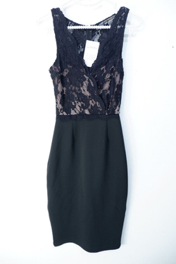 Платье Love Republic с кружевом 40 размер