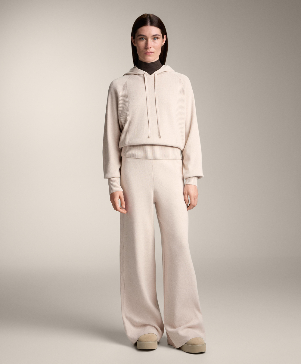 Oysho Вязаный джемпер в рубчик с капюшоном и приталенной талией, каменный