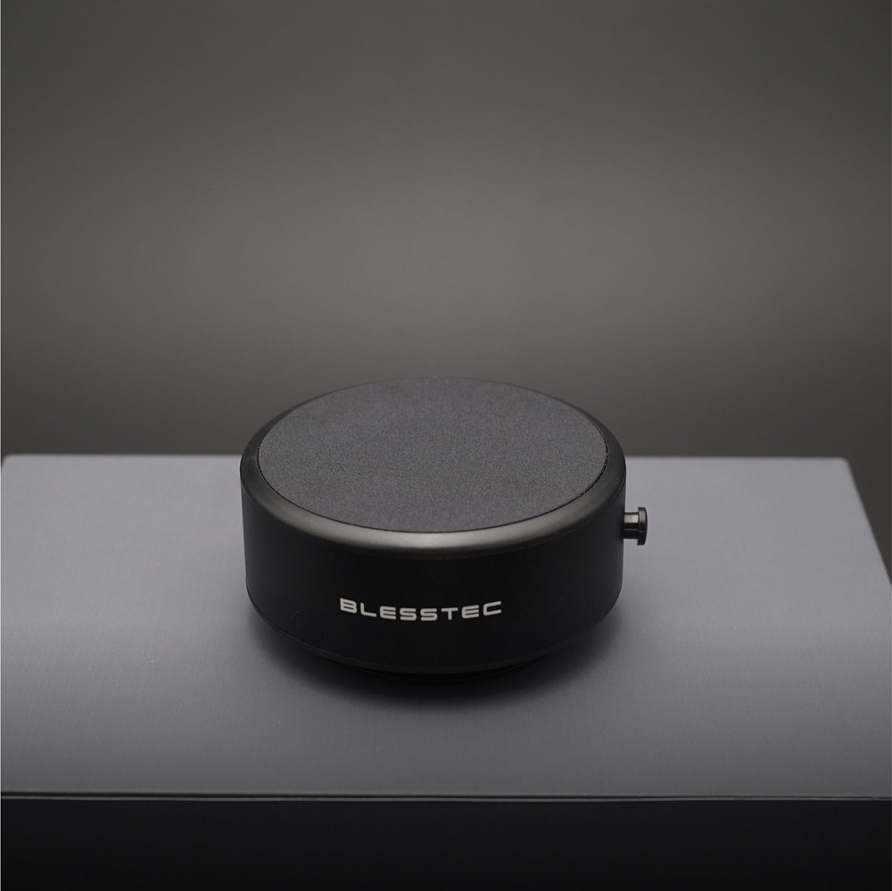 Двухсторонний держатель для телефона BLESSTEC X8 с присоской и поддержкой MagSafe
