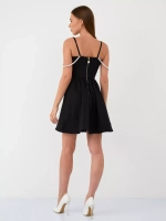 Платье нарядное стильное с бусинами