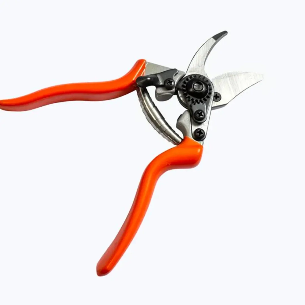 Секатор садовый кованный с боковой фиксацией(L-200мм) WMC TOOLS WMC-TG1301052