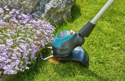 Аккумуляторный триммер Gardena ComfortCut 23/18V P4A с АКБ 2.5 А*ч и ЗУ 14701-20.000.00