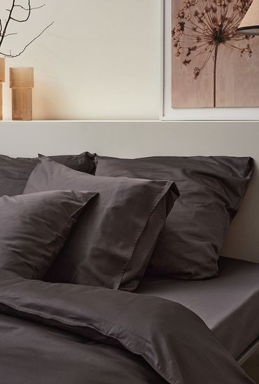 Простыня из премиального сатина темно-серого цвета из коллекции essential, 180х270 см