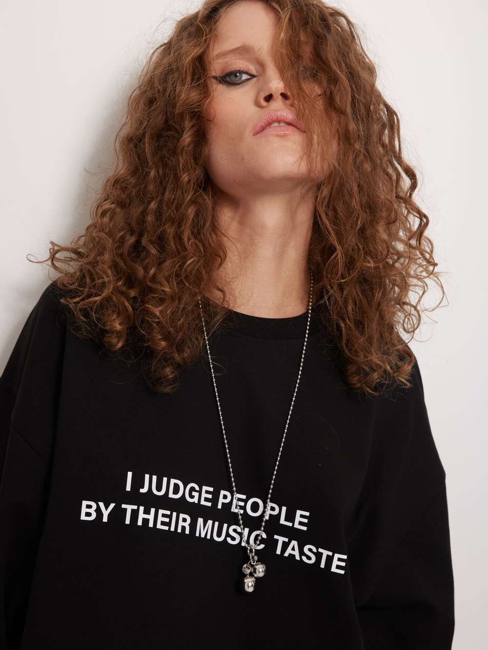 Лонгслив Judge, черный