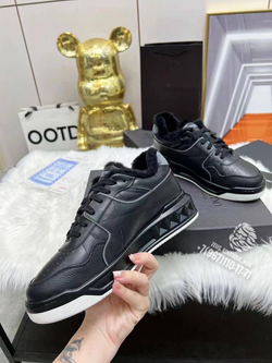 Кроссовки Valentino