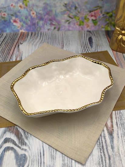 Блюдо фигурное глубокое 31х22х6,5 см. Бусины