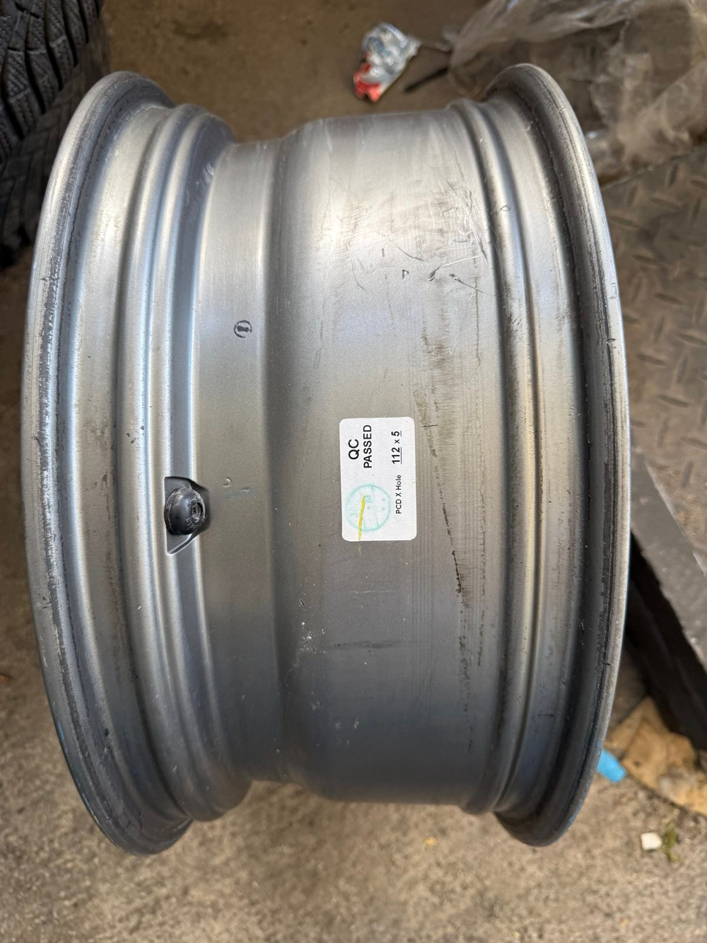 Диски 5×112 ЕТ 50 7J R 17 Dia 63.4 комплект