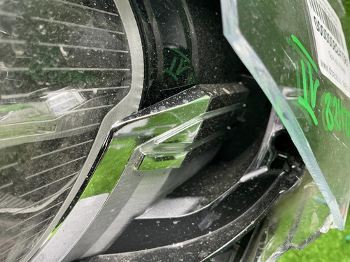 Битая Фара левая BMW 5er G30 (17-20) Adaptive LED