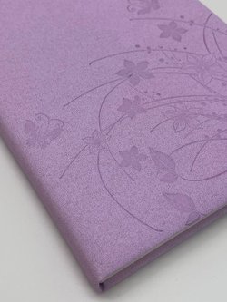 Блокнот 135 л. В5 25*17,5 см лин. сиреневые цветы  (7670-7)