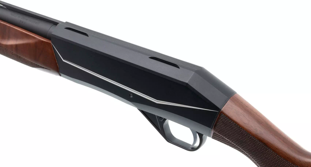Ружье HUGLU RENOVA WOOD BLACK п/а инерц.система 4+1,cal. 12x76, 710мм, 5СМЧ, ключ, кейс