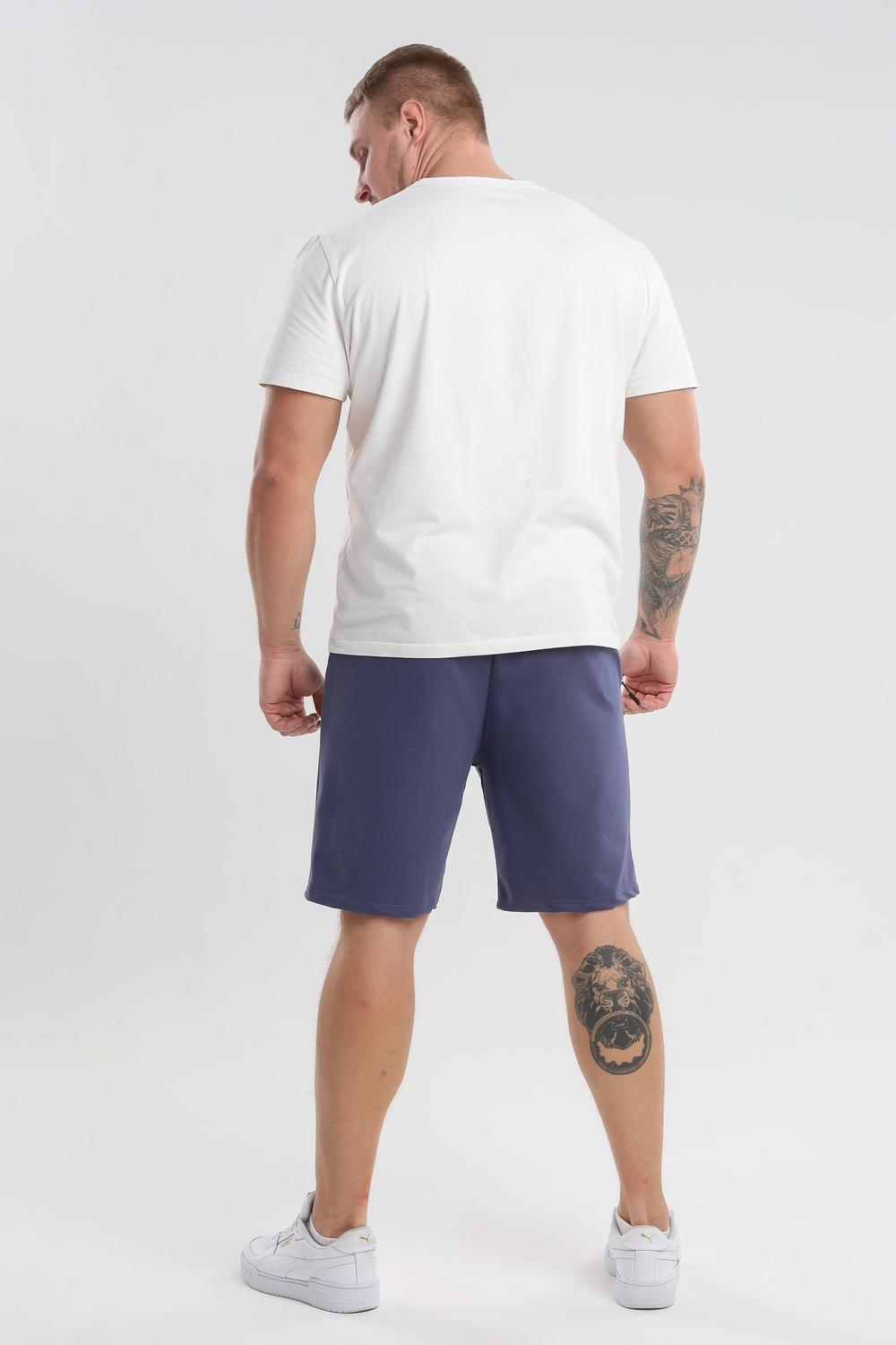 08 Шорты мужские