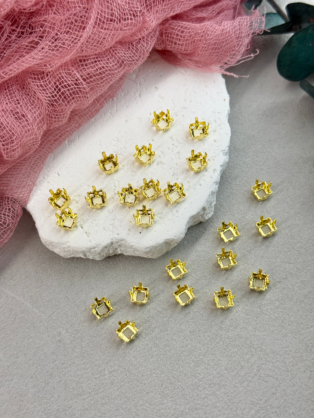 Оправа #4447 Square 6 мм Золото